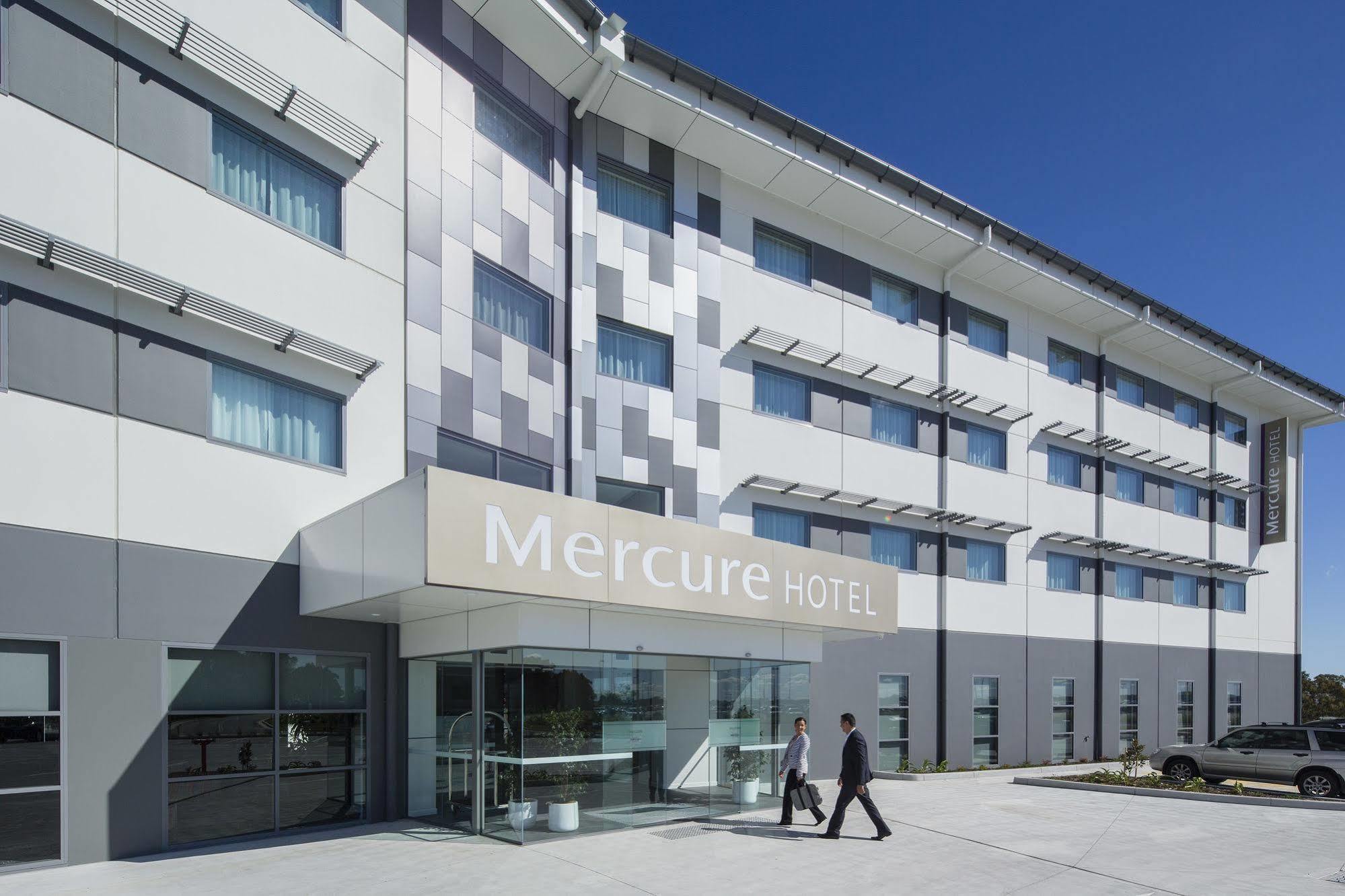 Mercure Newcastle Airport Exterior foto